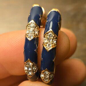 Geometric Design Hoop Earrings